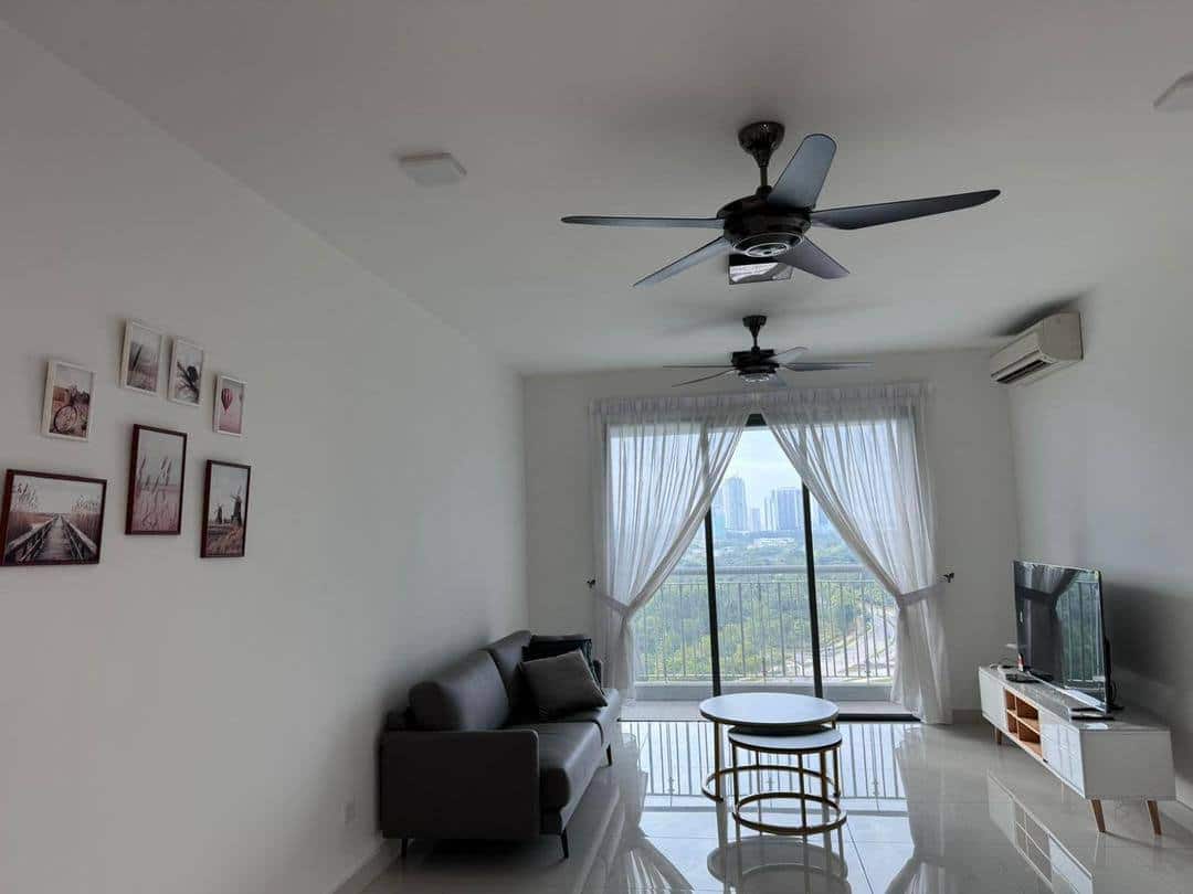 Condominium Puteri Harbour 4