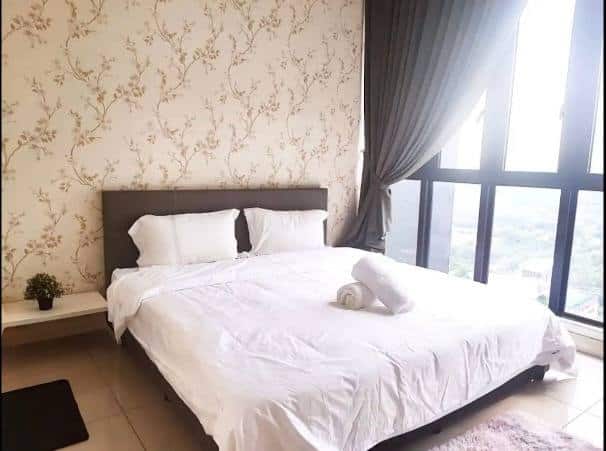 Condominium Medini 7