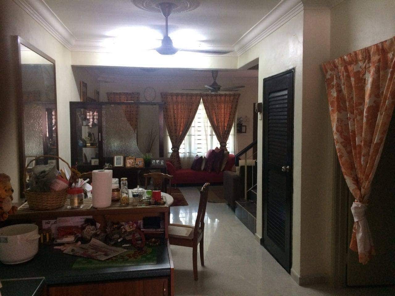 Double Storey Terrace Pulai 4