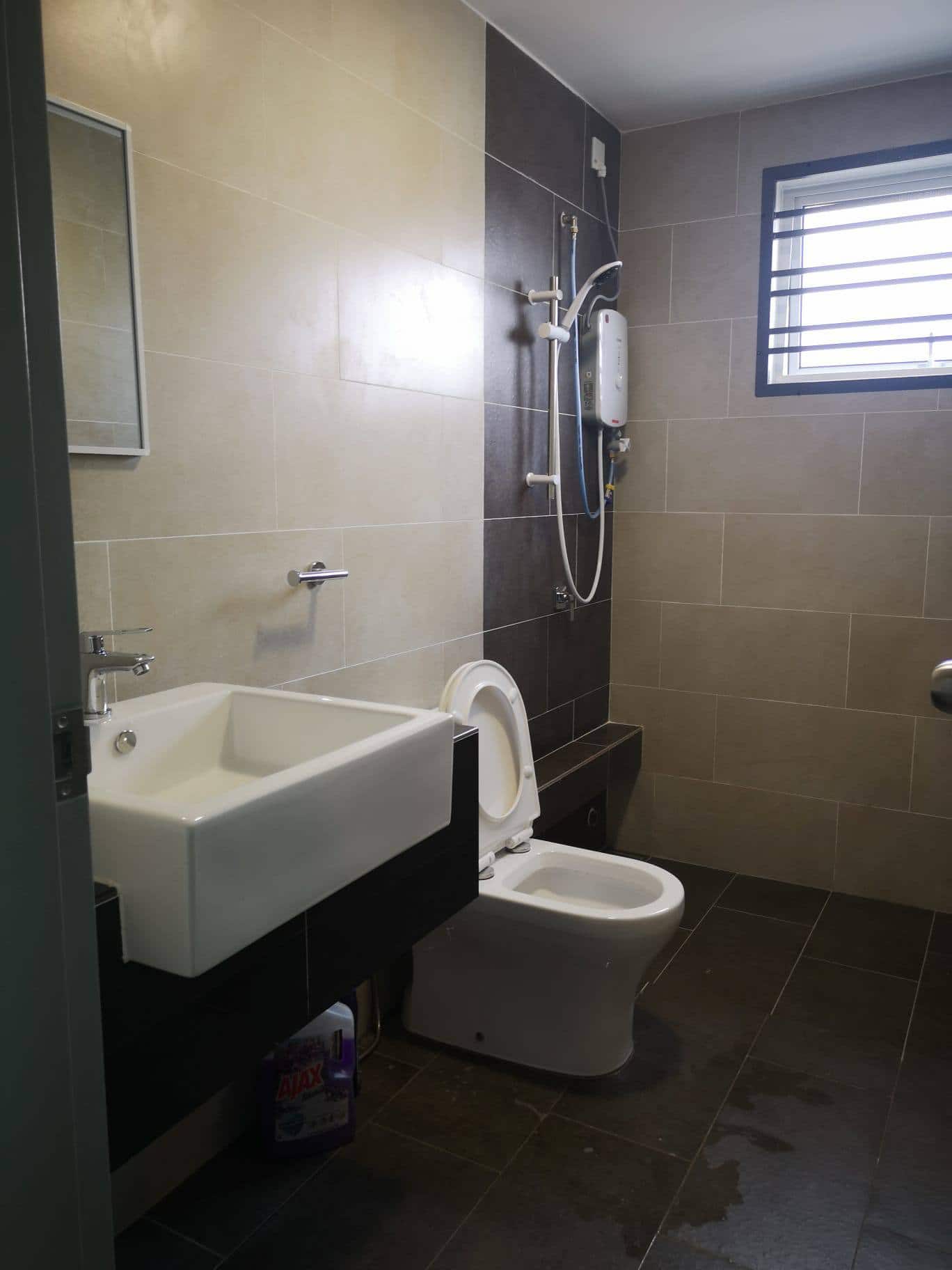 Double Storey Terrace House Ayera Residence 9