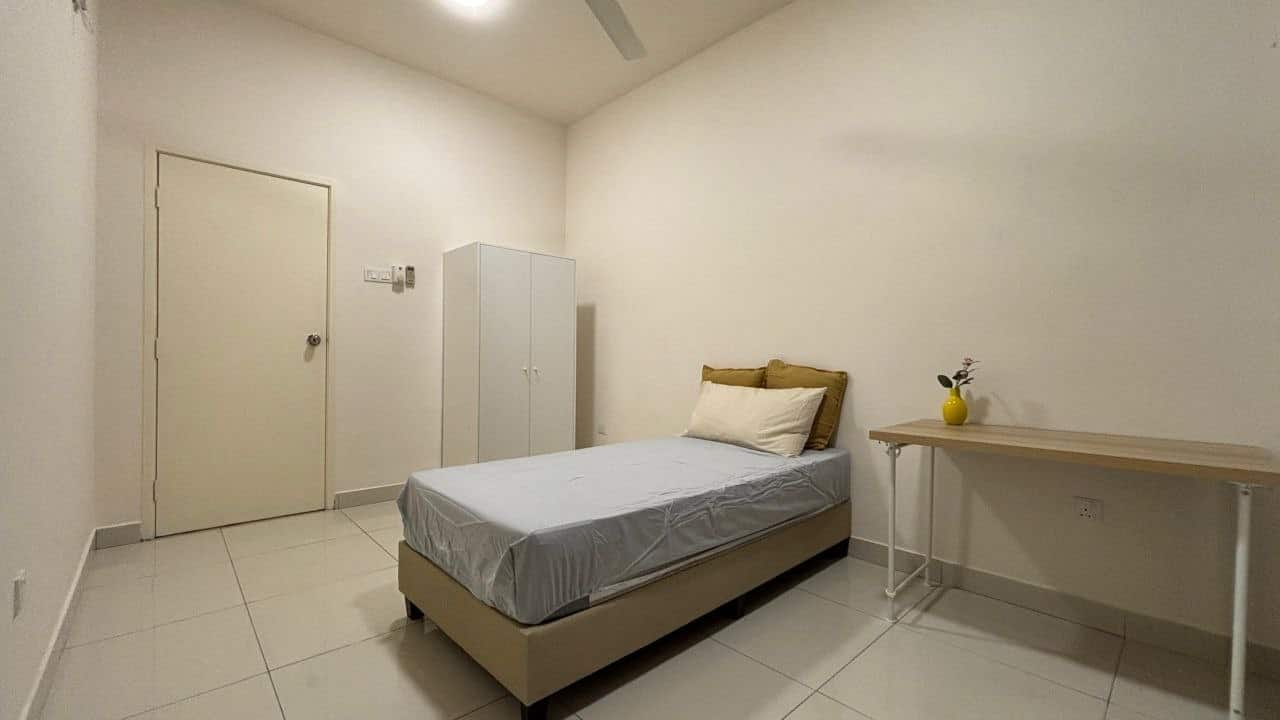 Double Storey Terrace Taman Mutiara Rini 2
