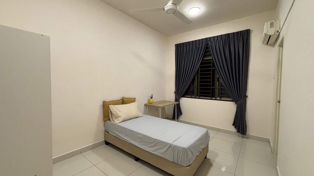 Double Storey Terrace Taman Mutiara Rini 6