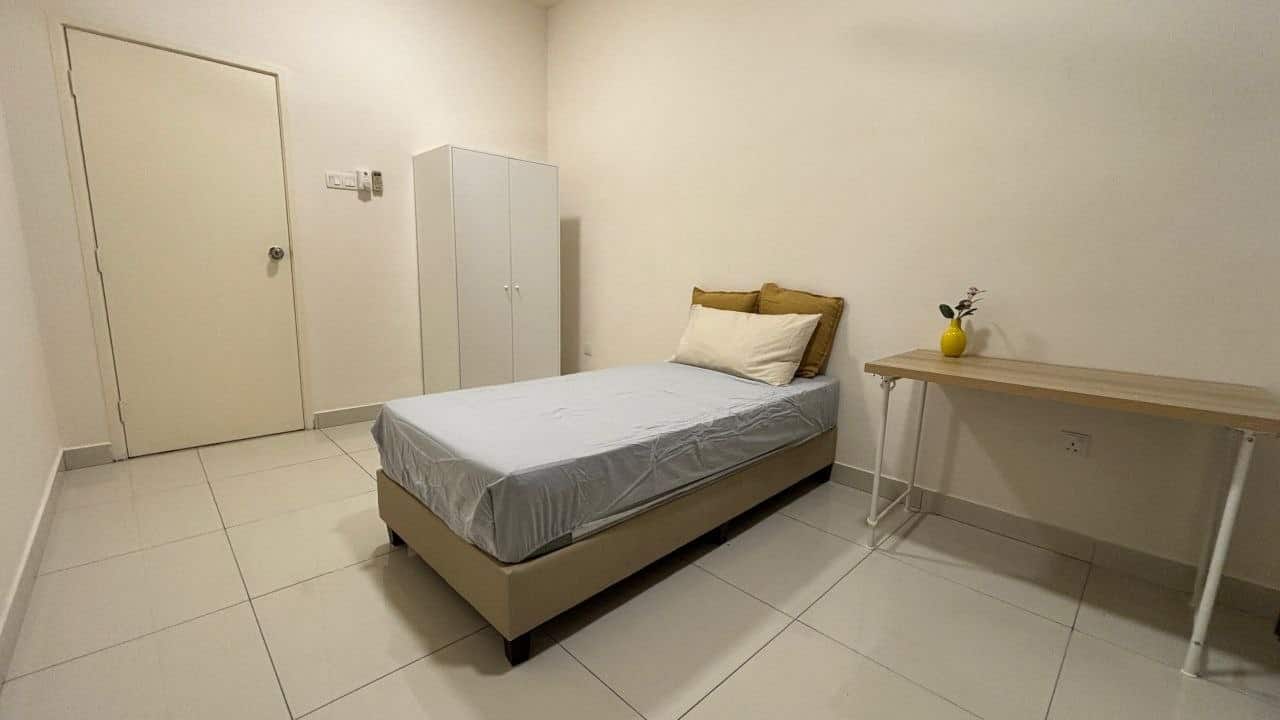 Double Storey Terrace Taman Mutiara Rini 3