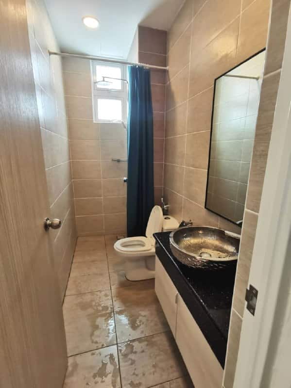 Condominium Havona @ Mount Austin 7