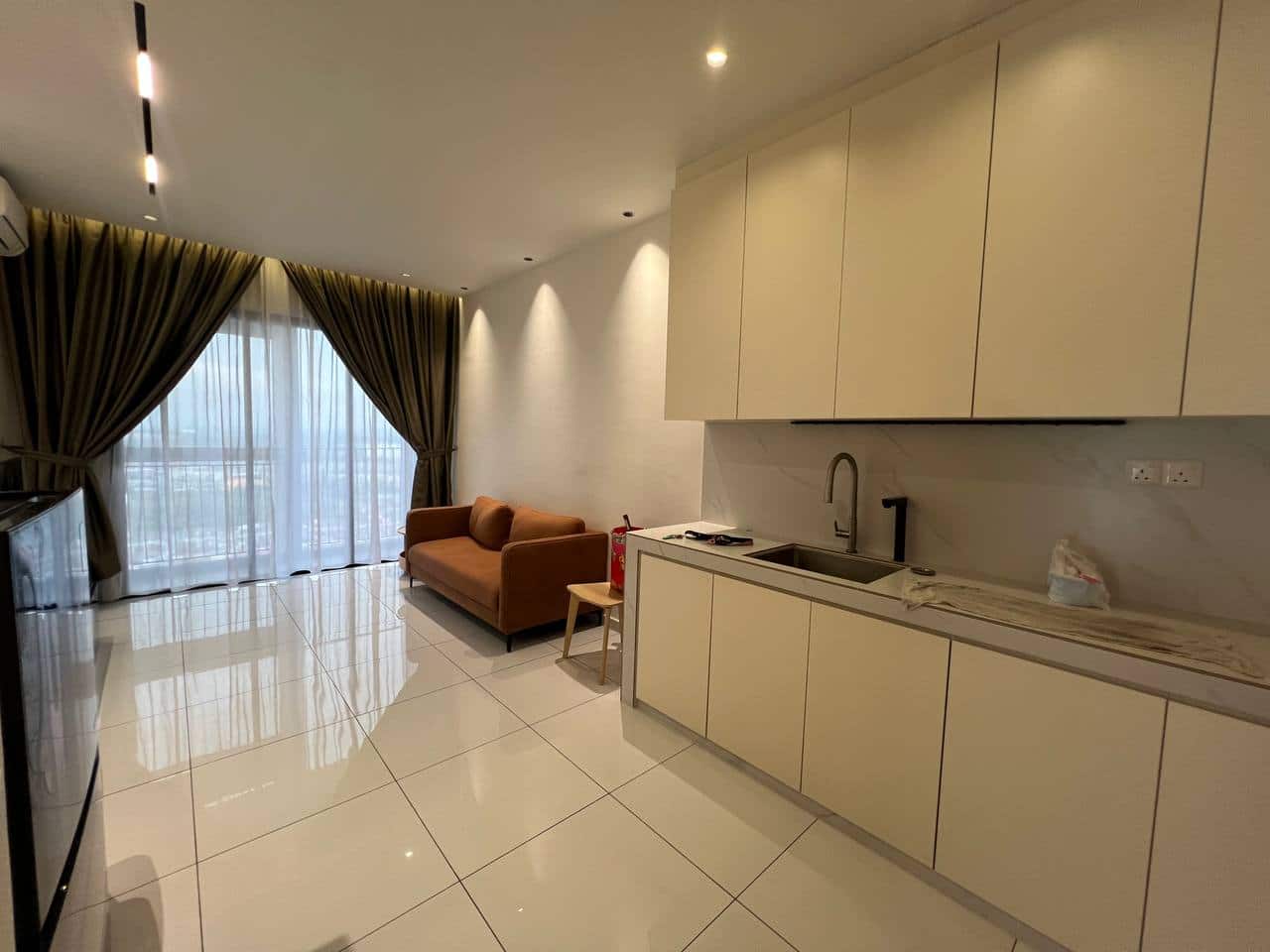 Condo Bukit Indah 2