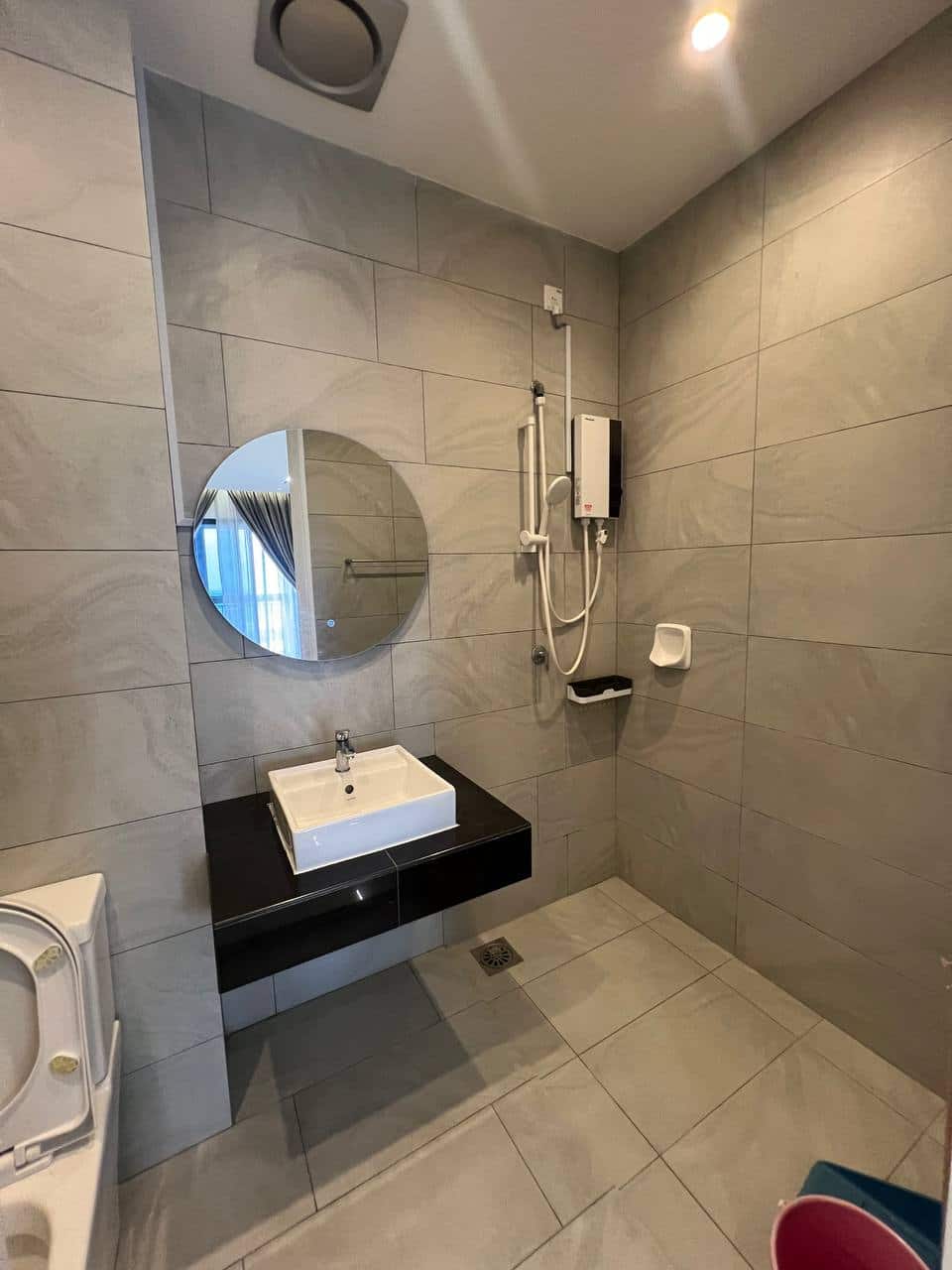 Condo Bukit Indah 10