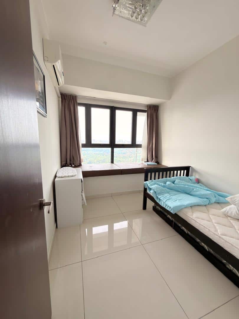 Condo Amberside Country Garden Danga Bay 4