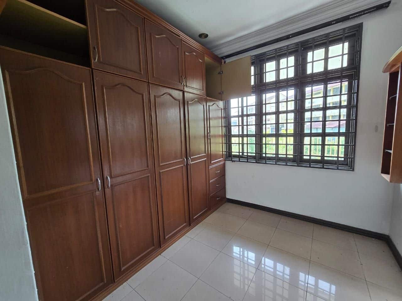Double Storey Semi-Detached Jalan Padi Mahsuri 6