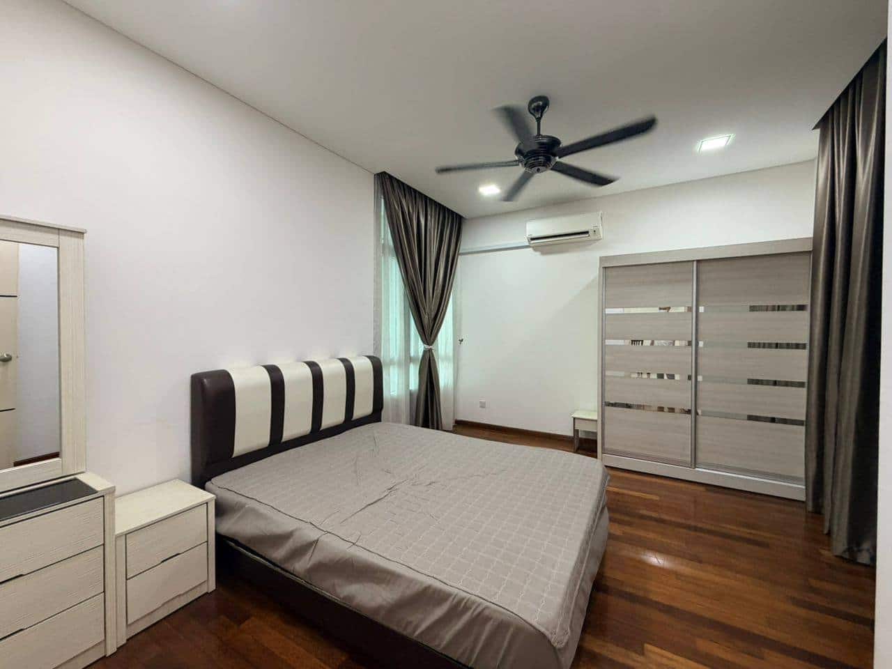 Condo One Medini 5