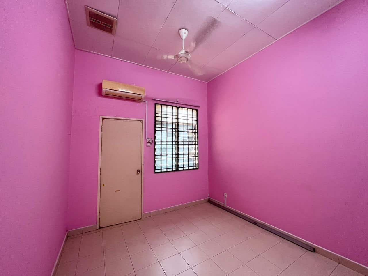 Double Storey Terrace Taman Pulai Jaya 4