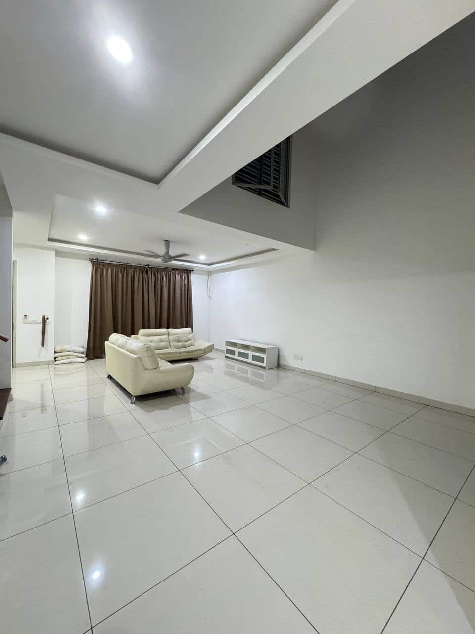 Superlink Double Storey Terrace Jalan Sutera Ungu 2