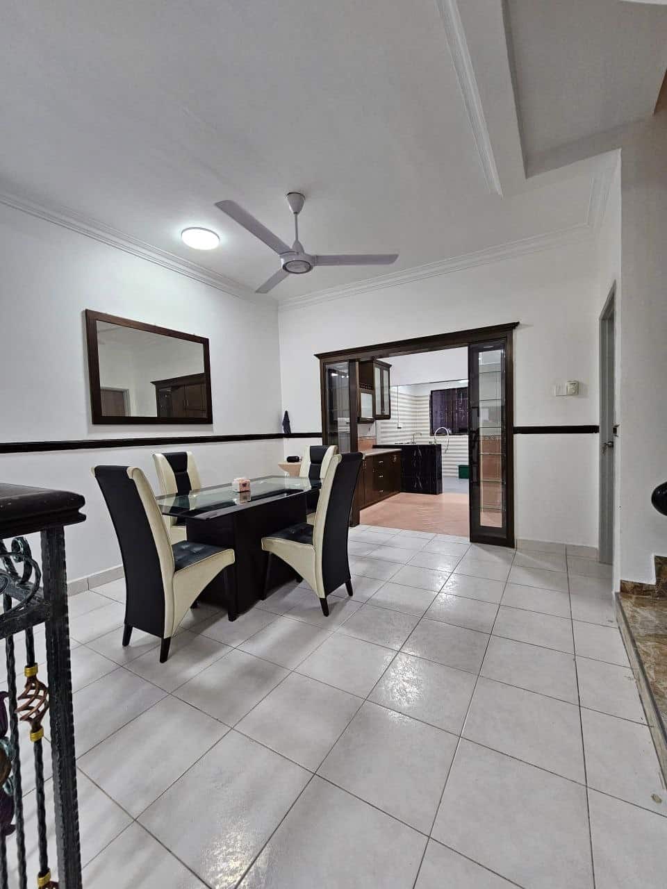 2.5 storey Taman Permata 3