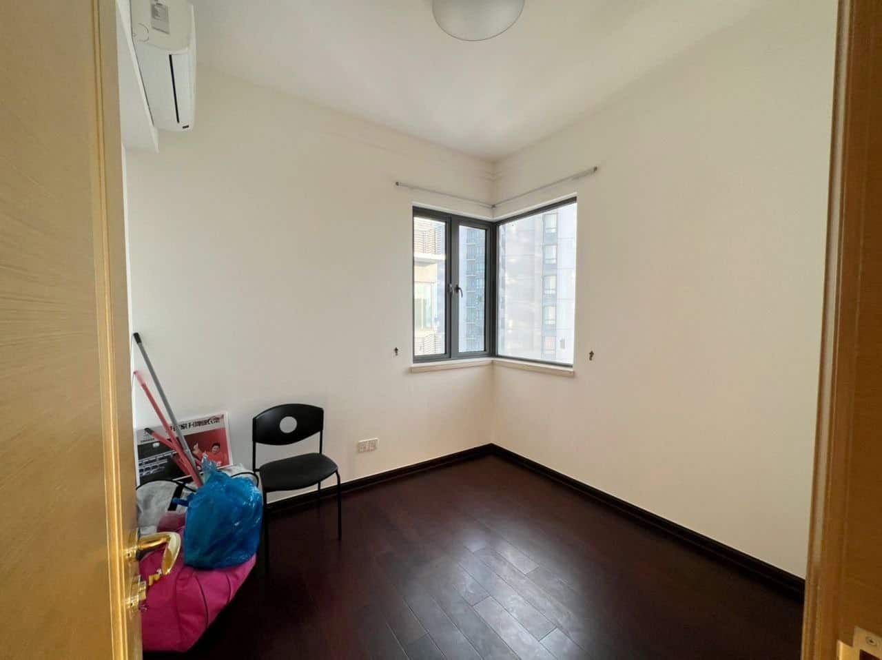 Service Apartment RnF Princess Cove 9