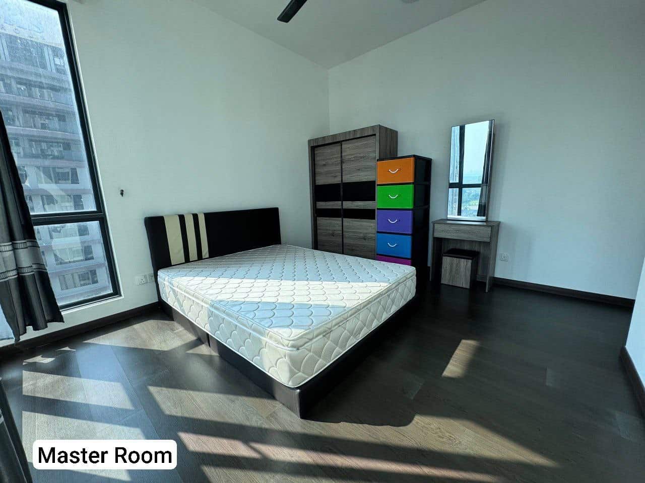 Condo SKS Pavilion 3