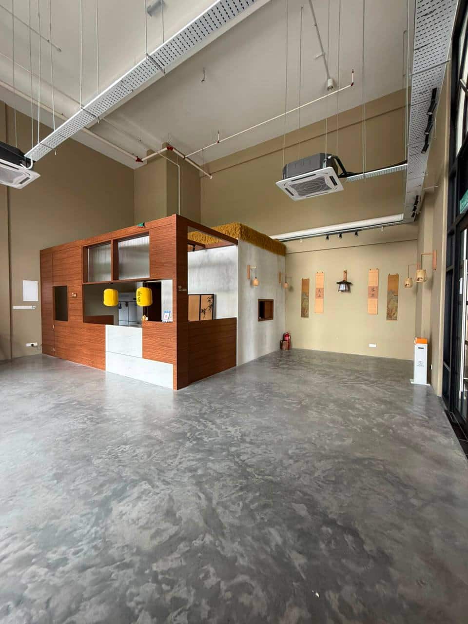 Ground Floor Shop Eco Galleria 2