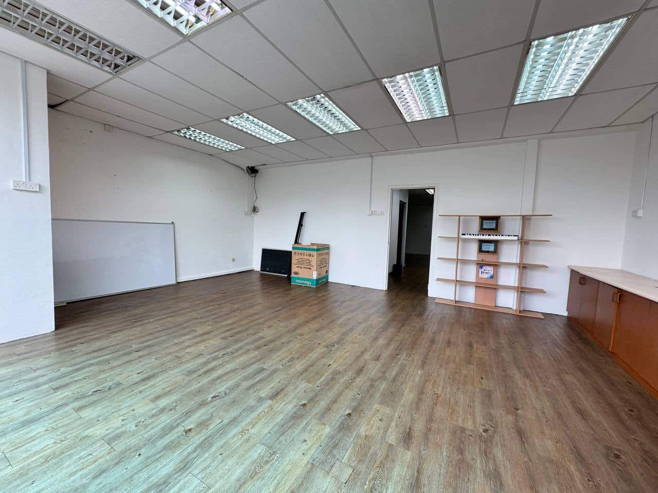 Office Taman Molek 2