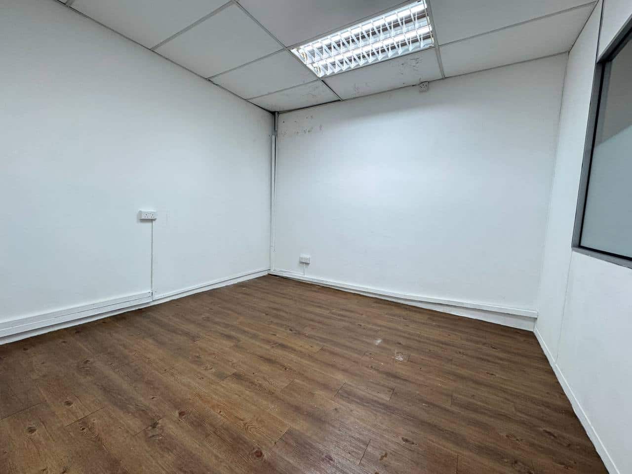 Office Taman Molek 6