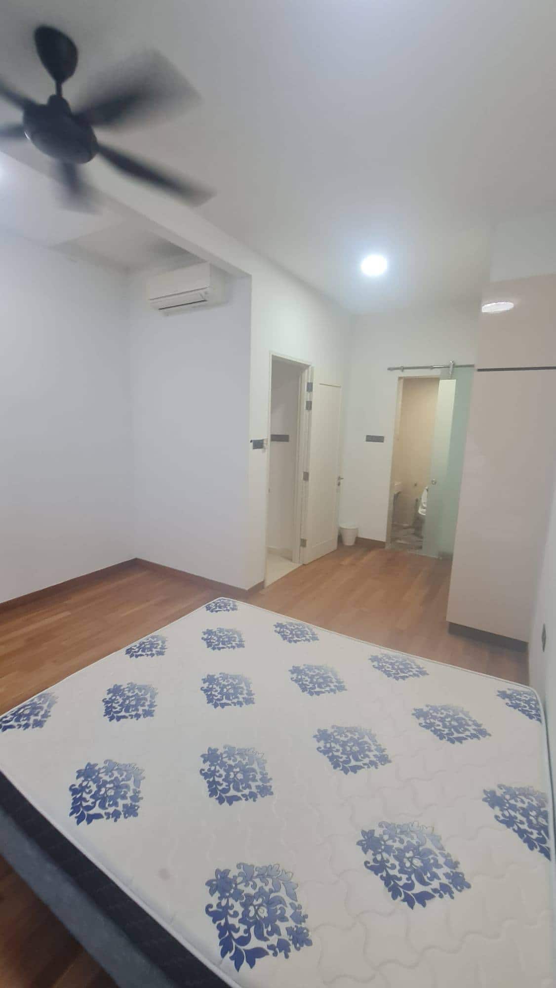 Apartment TriTower Residence 2