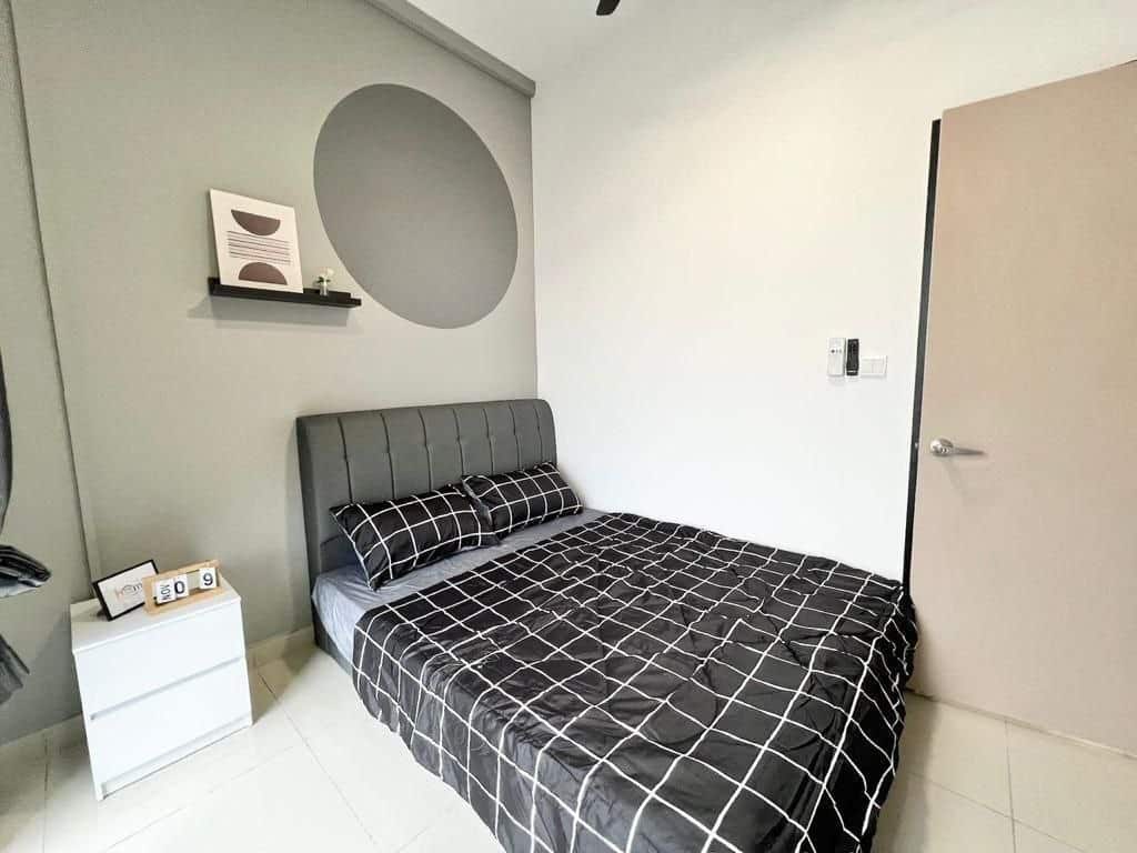 Condominium Twin Tower Residences 2