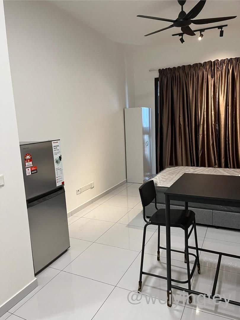 Studio (dual key type) Sky Trees @ Bukit Indah 3