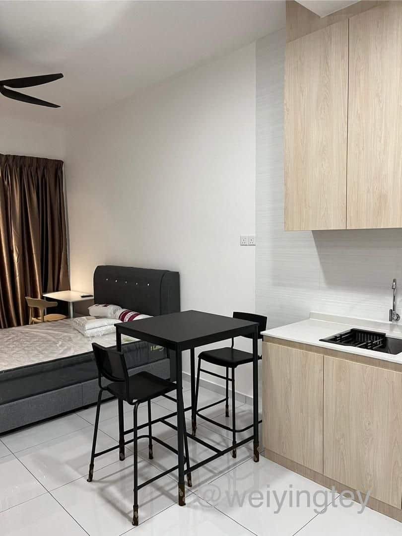 Studio (dual key type) Sky Trees @ Bukit Indah 2