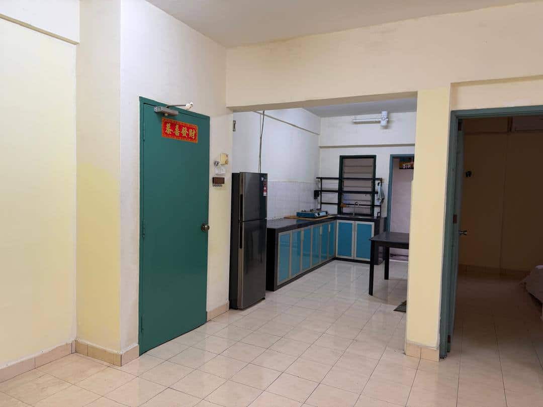 Apartment Bayu Puteri 3 1