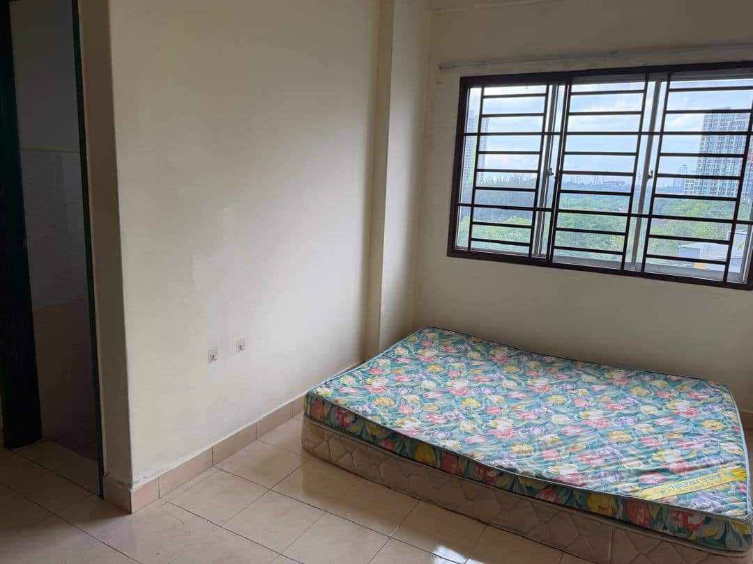 Apartment Bayu Puteri 3 4
