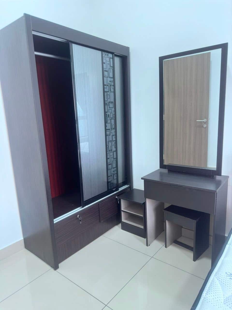 Condominium Twin Tower Residence 6