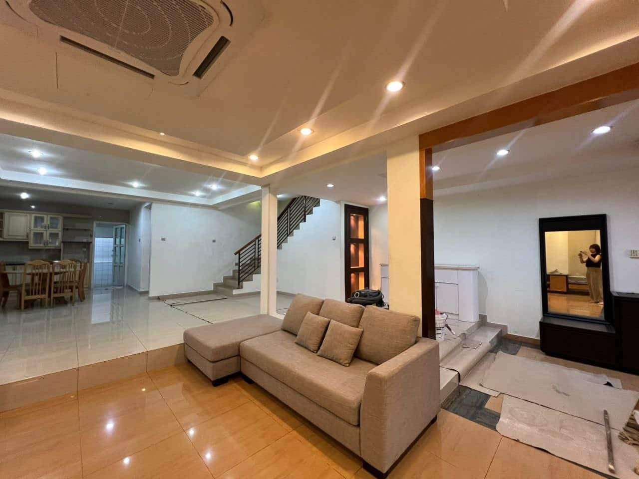 2.5 Storey Semi D Taman Pelangi 6