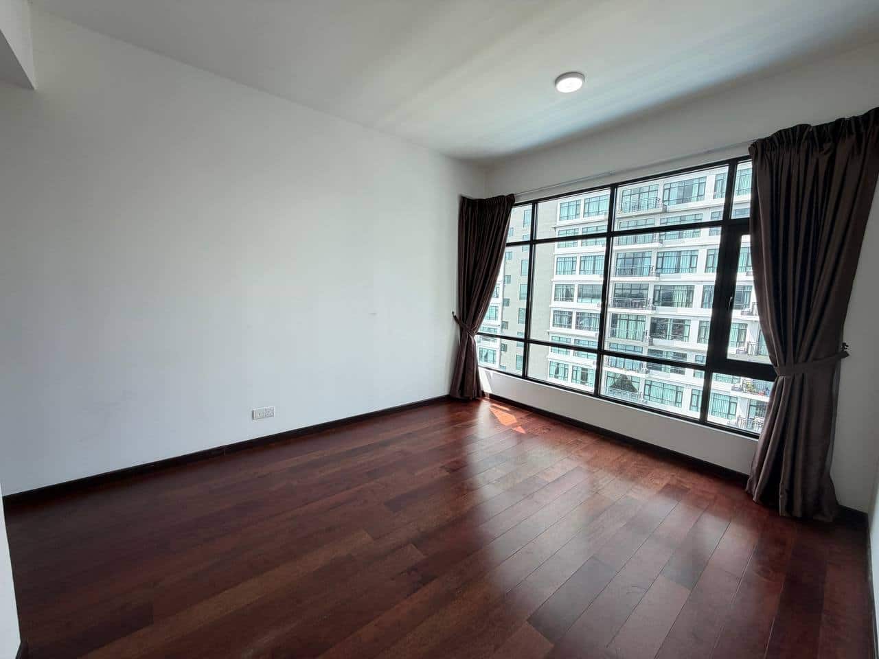 Apartment Molek Regency 2