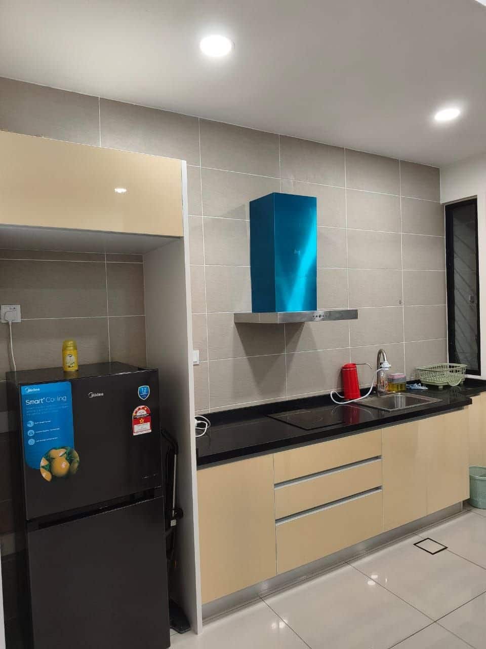 Condominium Medini 3