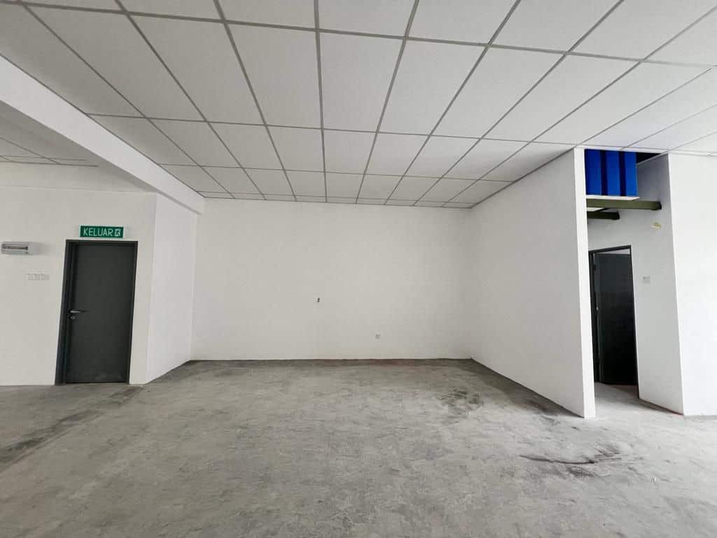 2 Storey Shop Lot Taman Pulai Mutiara 4