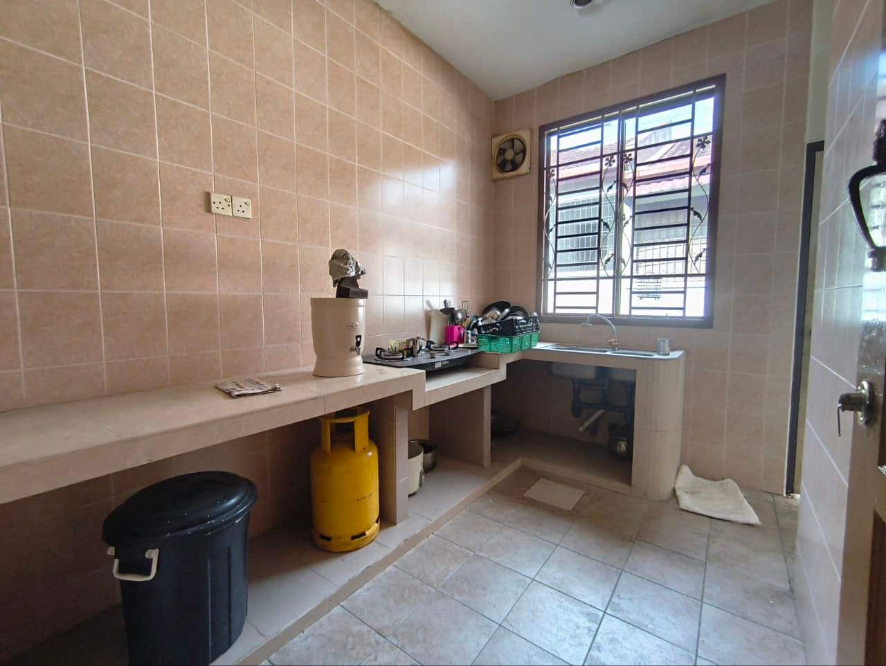 Single Storey Terrace House Jln Bukit Impian 4