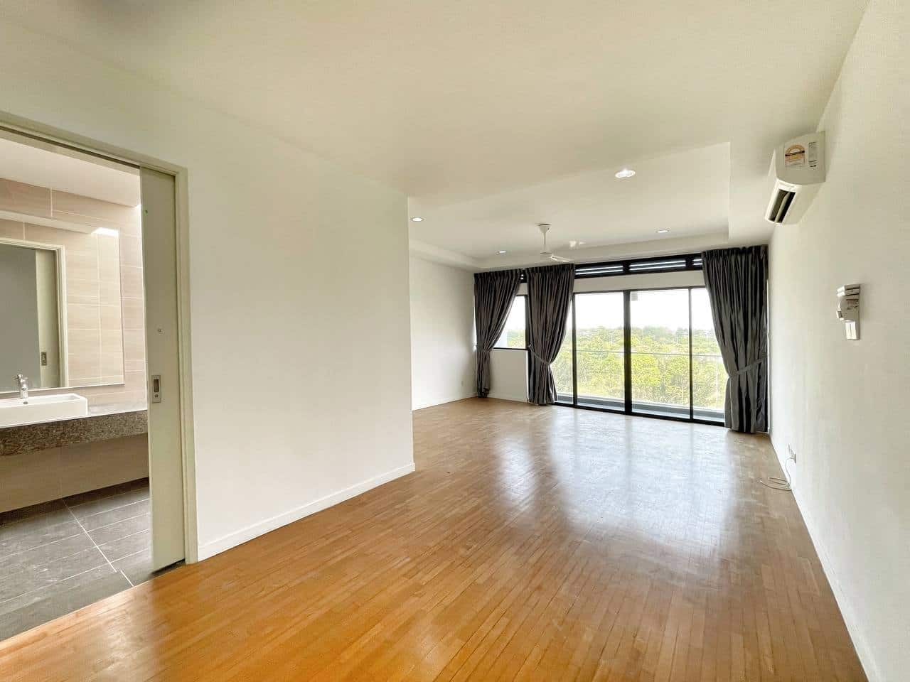 Low-rise Townhouse (Duplex) Residensi Ledang 3