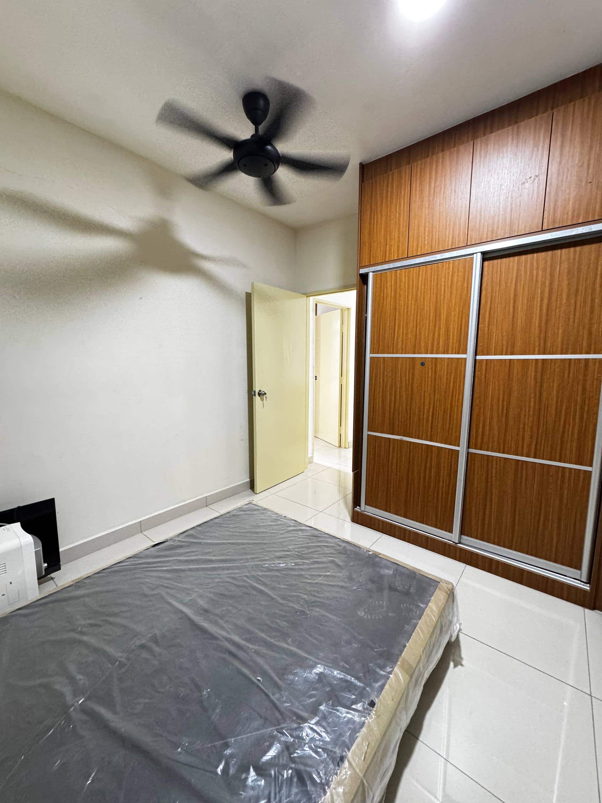 Condo Taman Daya 4