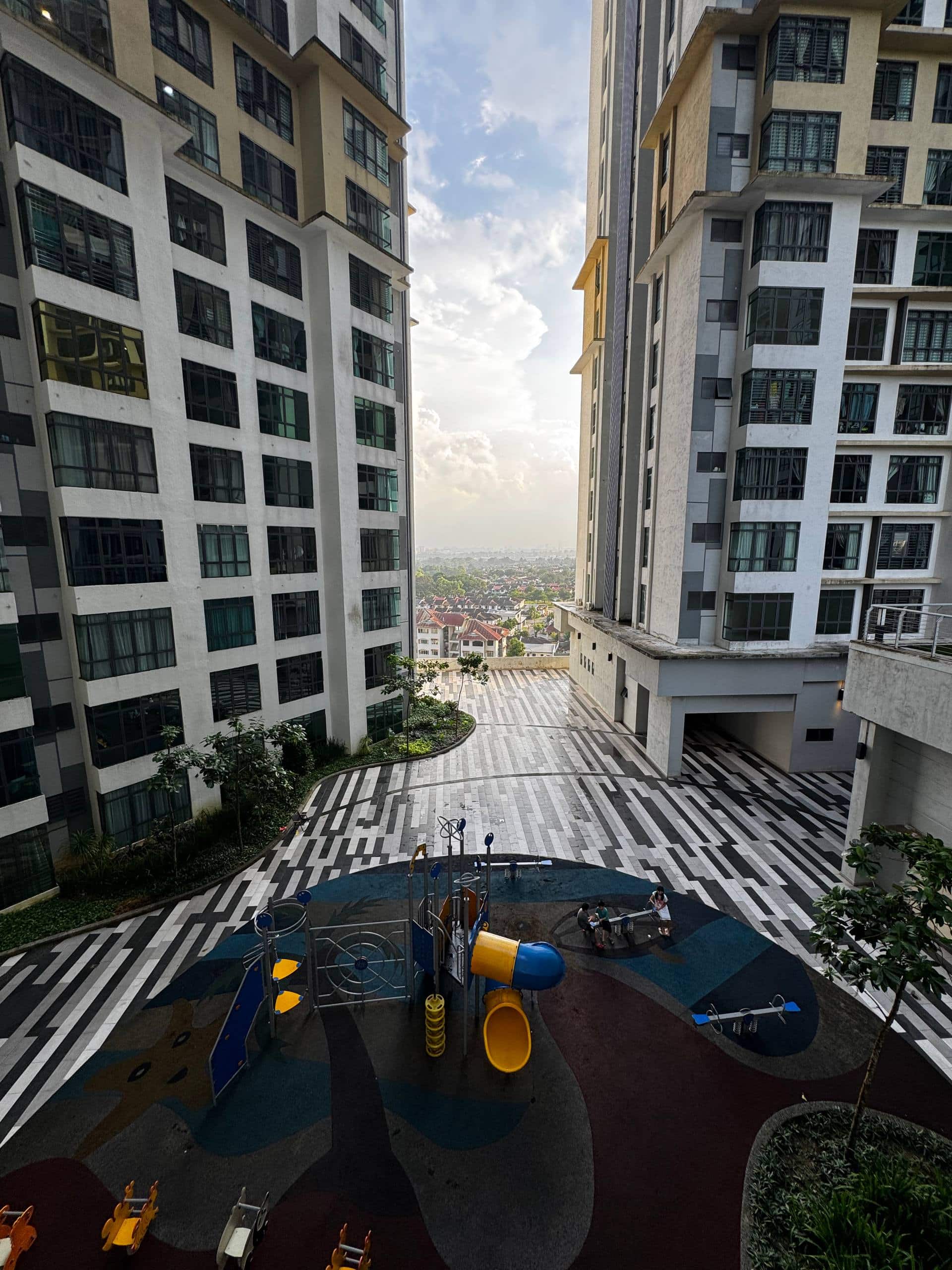 Condo Taman Daya 3