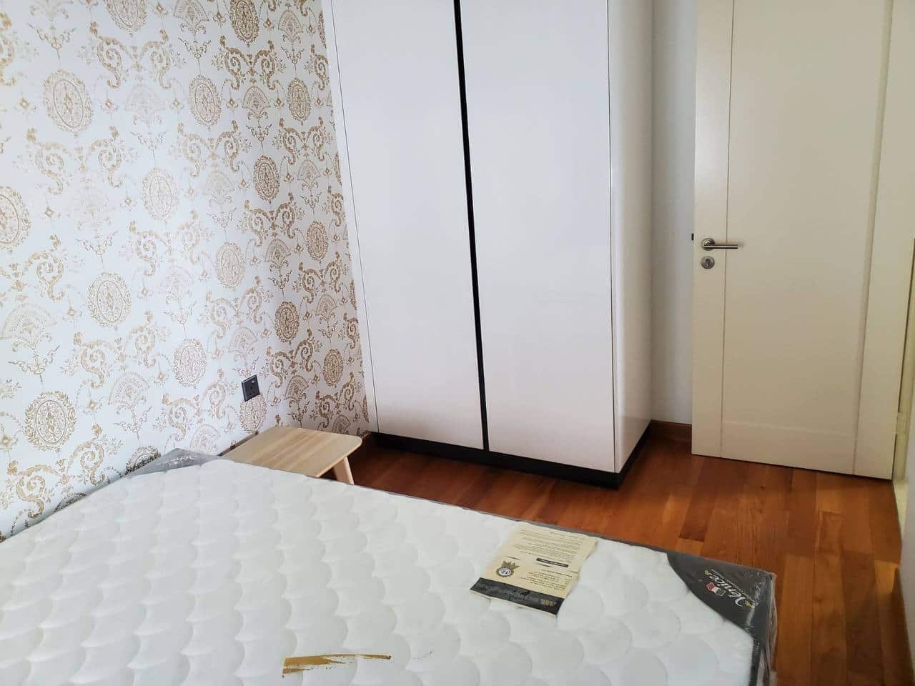 Condominium Tri Tower 9