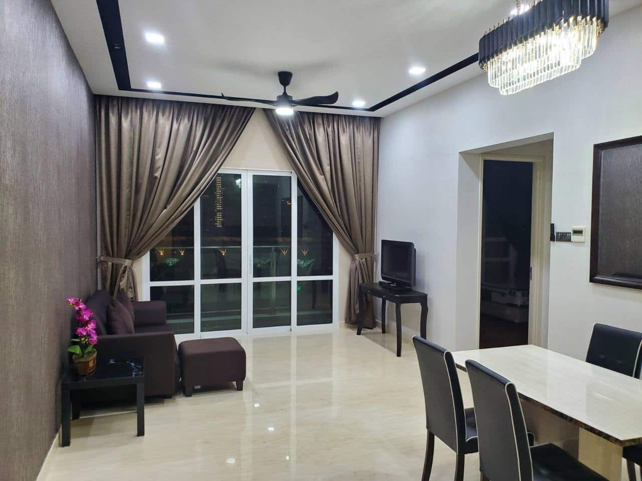 Condominium Tri Tower 3