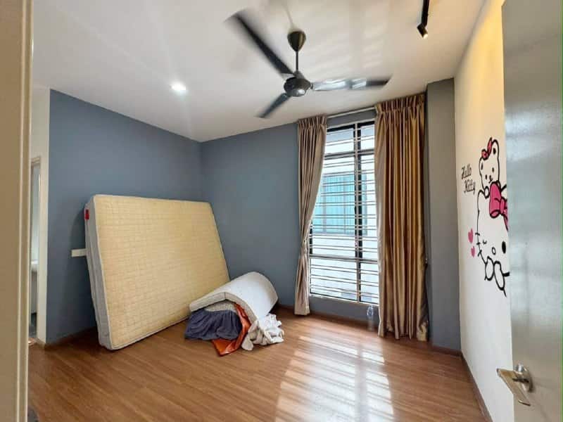 Double Story Cluster House Bukit Indah 10