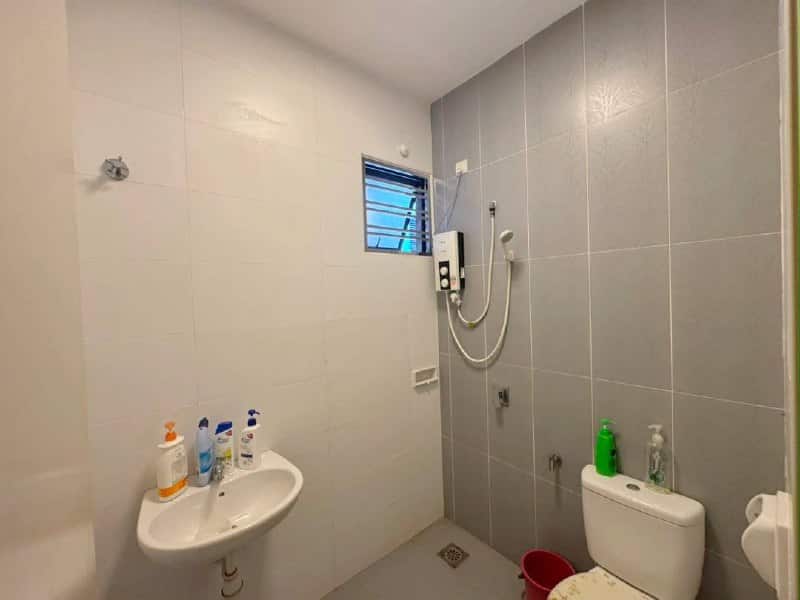 Double Story Cluster House Bukit Indah 11