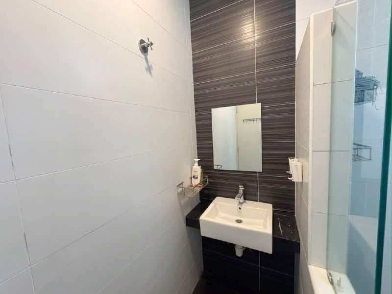 Double Story Cluster House Bukit Indah 12