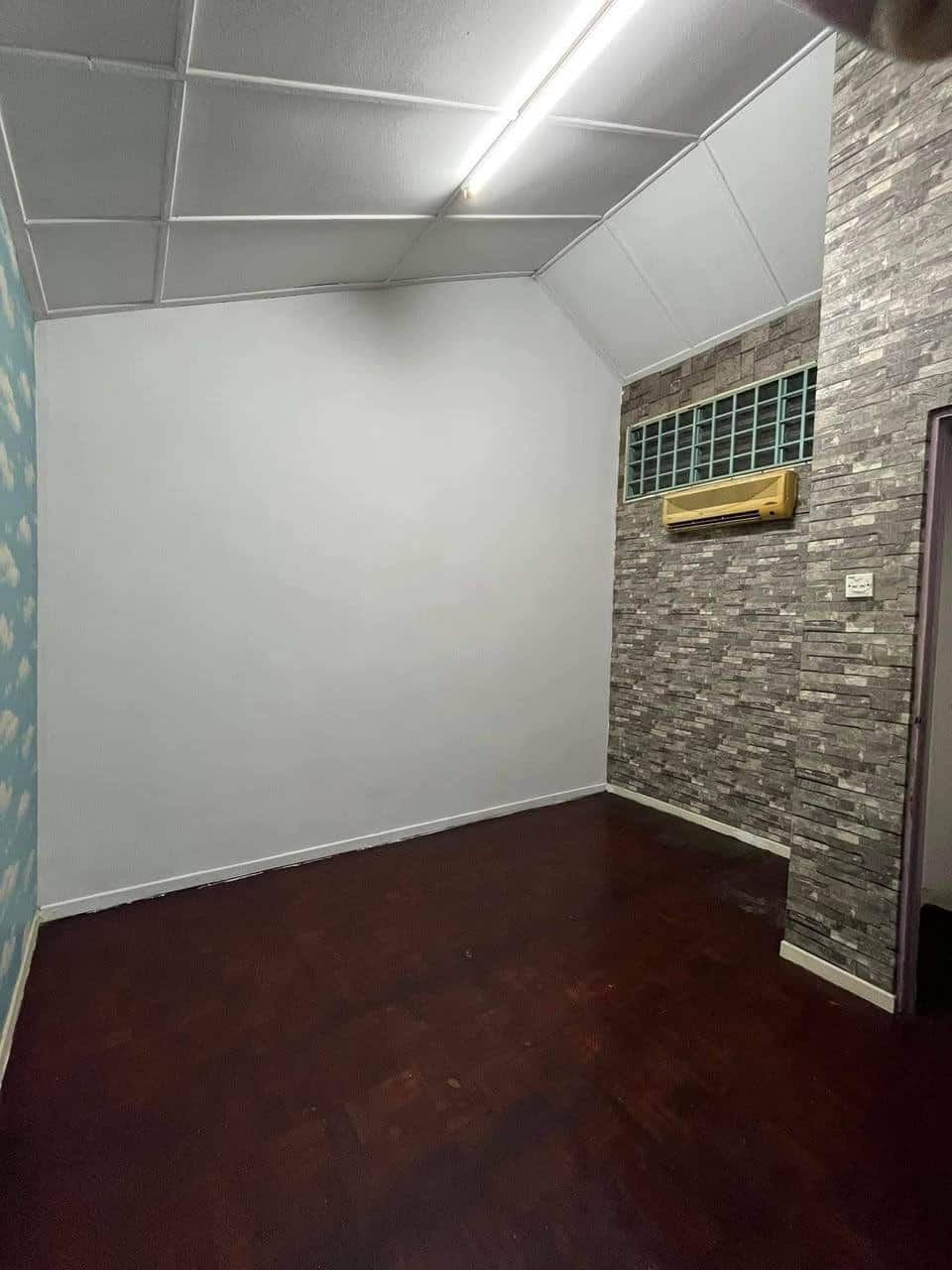 1.5 storey terrace Jalan Rawa 5