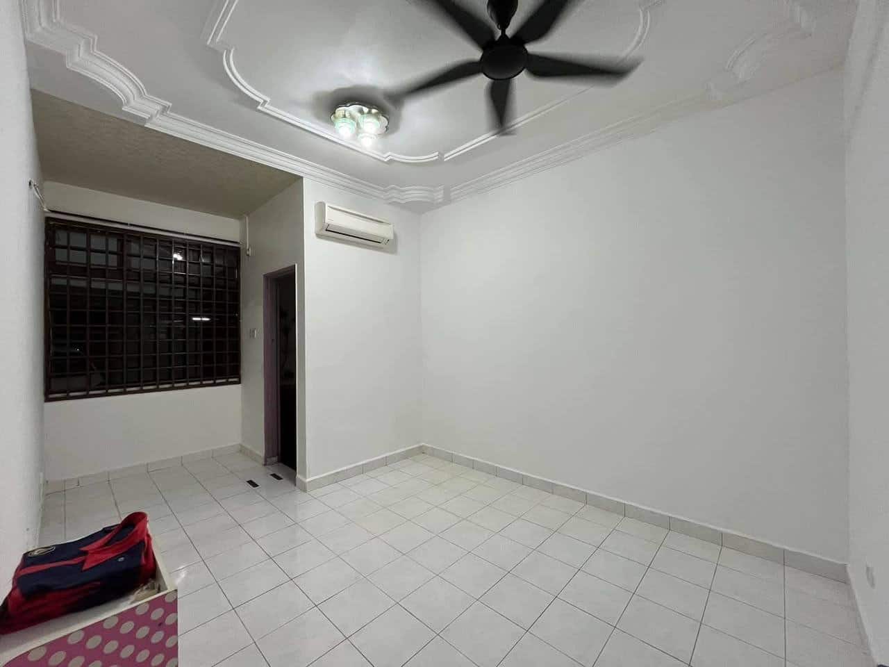 1.5 storey terrace Jalan Rawa 2