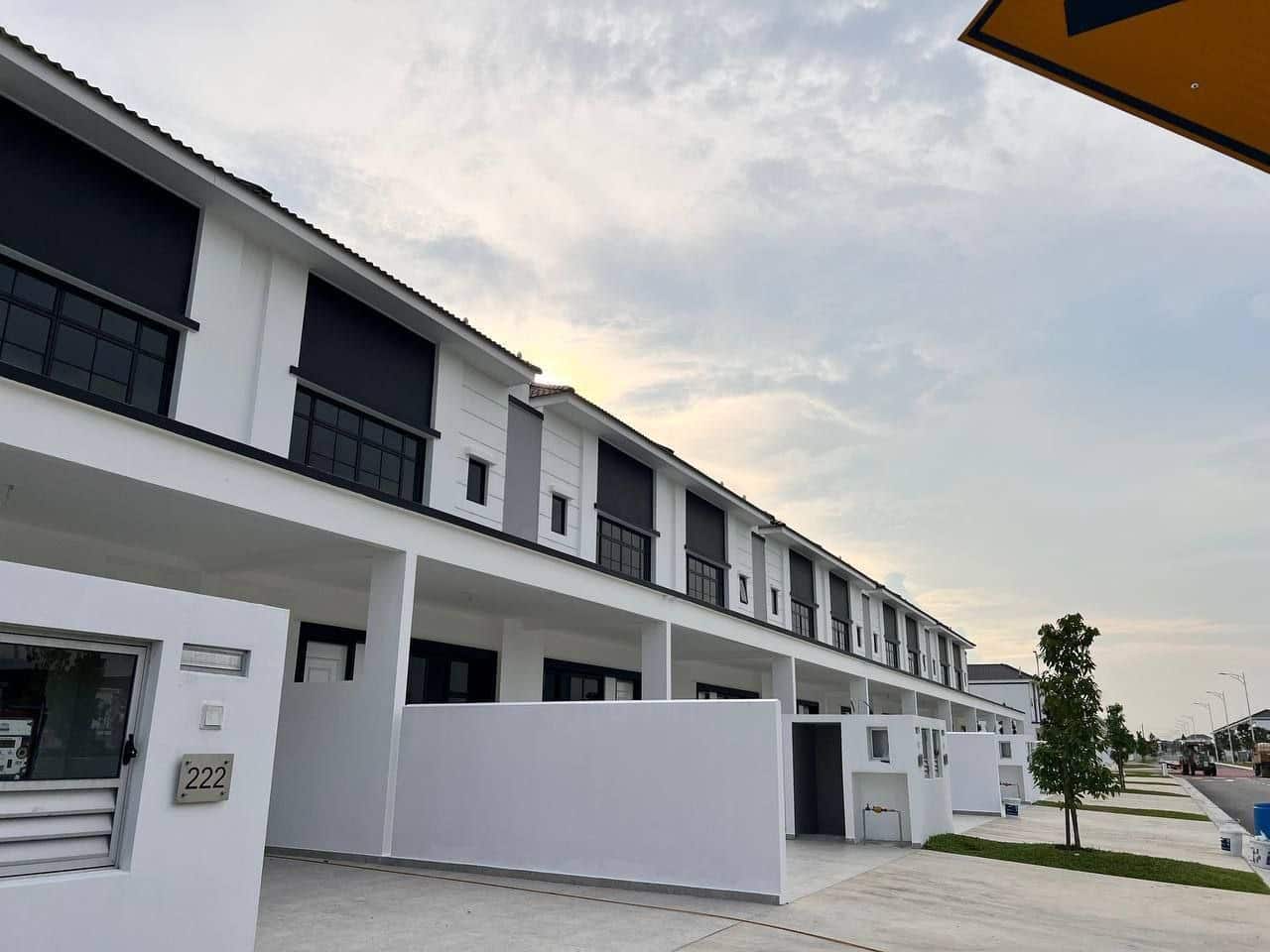 2 Storey Eco Botanic 2 - The Borough 2