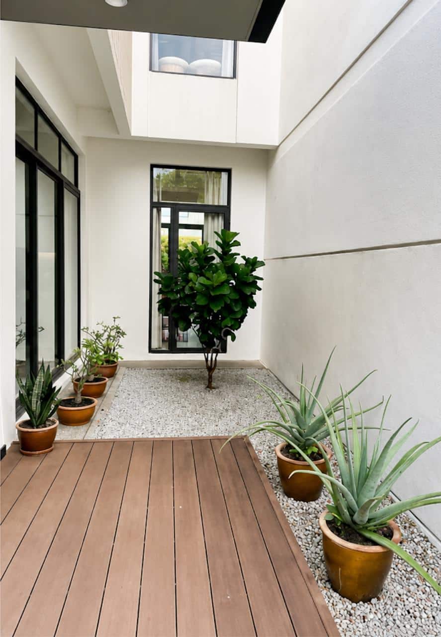 Double Storey Garden Terrace Avira Medini Iskandar 5