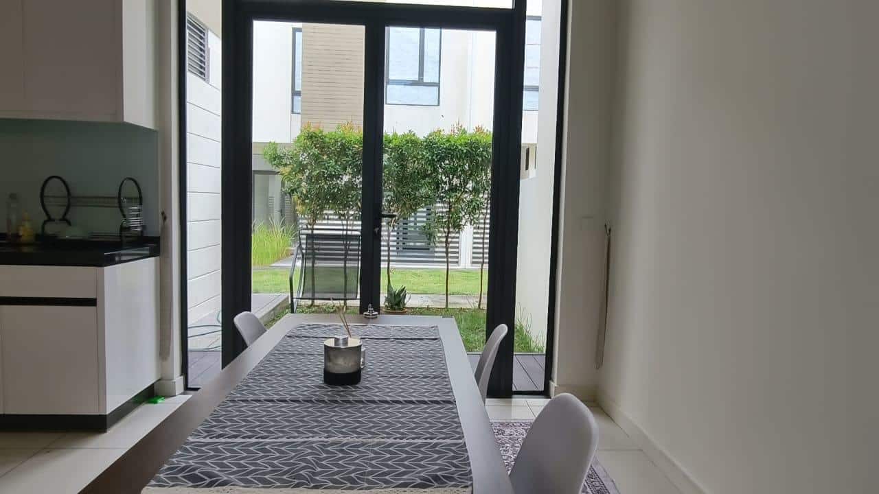 Double Storey Garden Terrace Avira Medini Iskandar 2