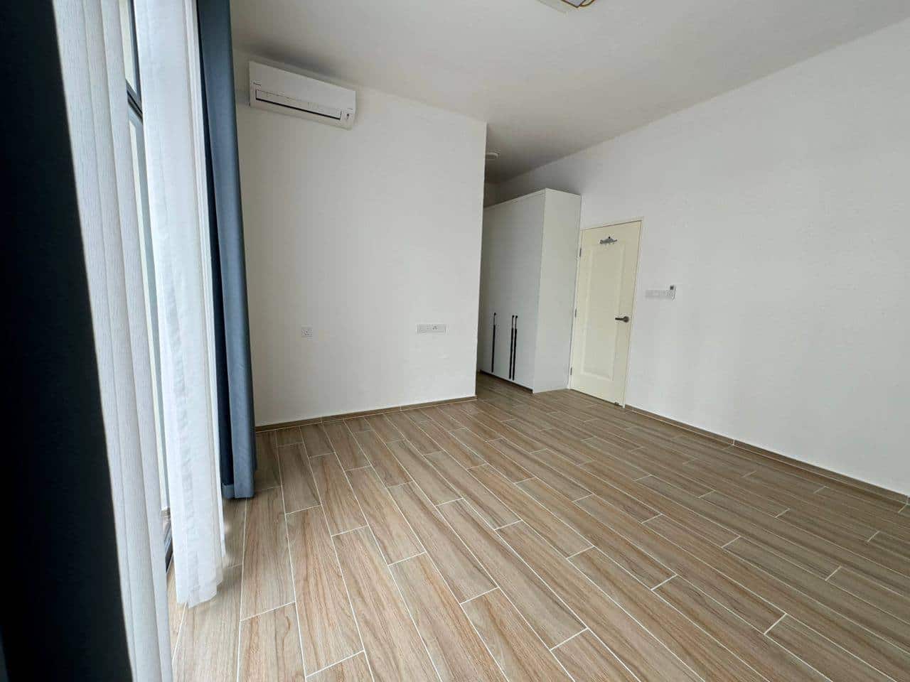 Double Storey Terrace House Country Garden Central Park 6