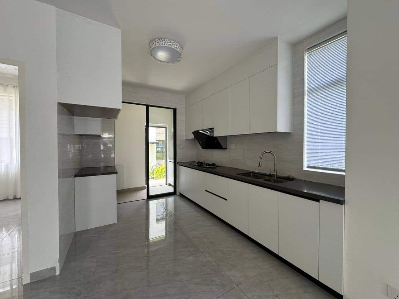 Double Storey Terrace House Country Garden Central Park 8