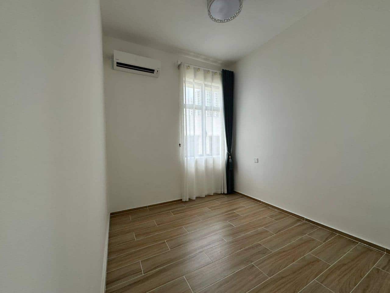 Double Storey Terrace House Country Garden Central Park 9