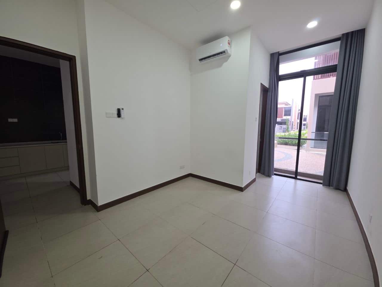 Puteri Double Storey Superlink House Aurora Sentral 6